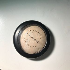 mac mineralized skin finish | lightscapade