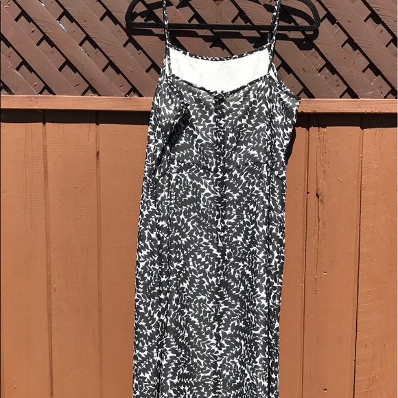 Summer Spaghetti strap dress - Picture 2 of 3