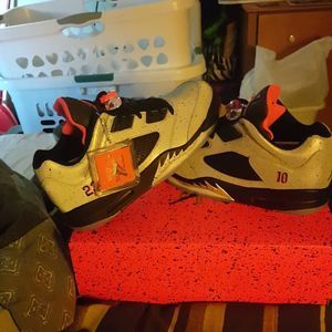 Meet your Posher, Justin