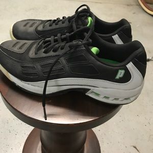 Prince men's tennis shoes