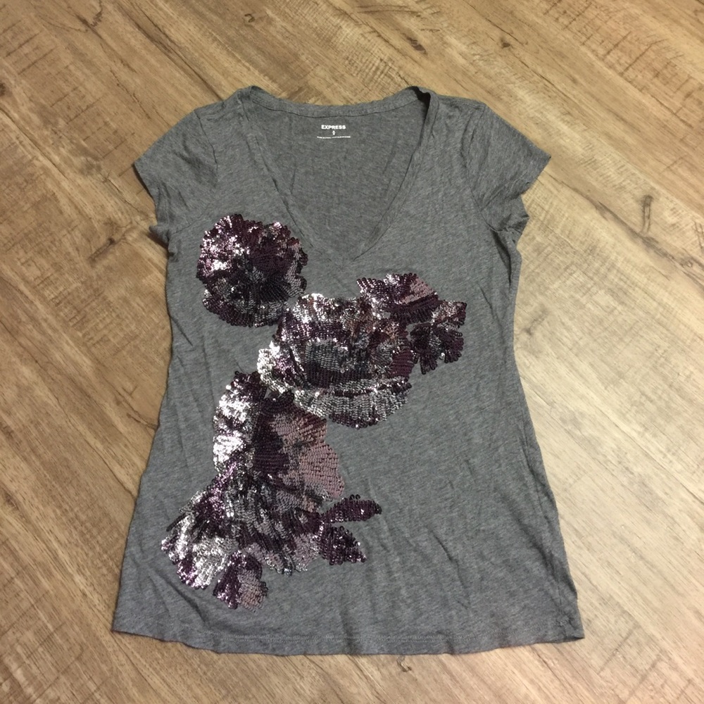 ⚡️Sale:Express shirt size medium