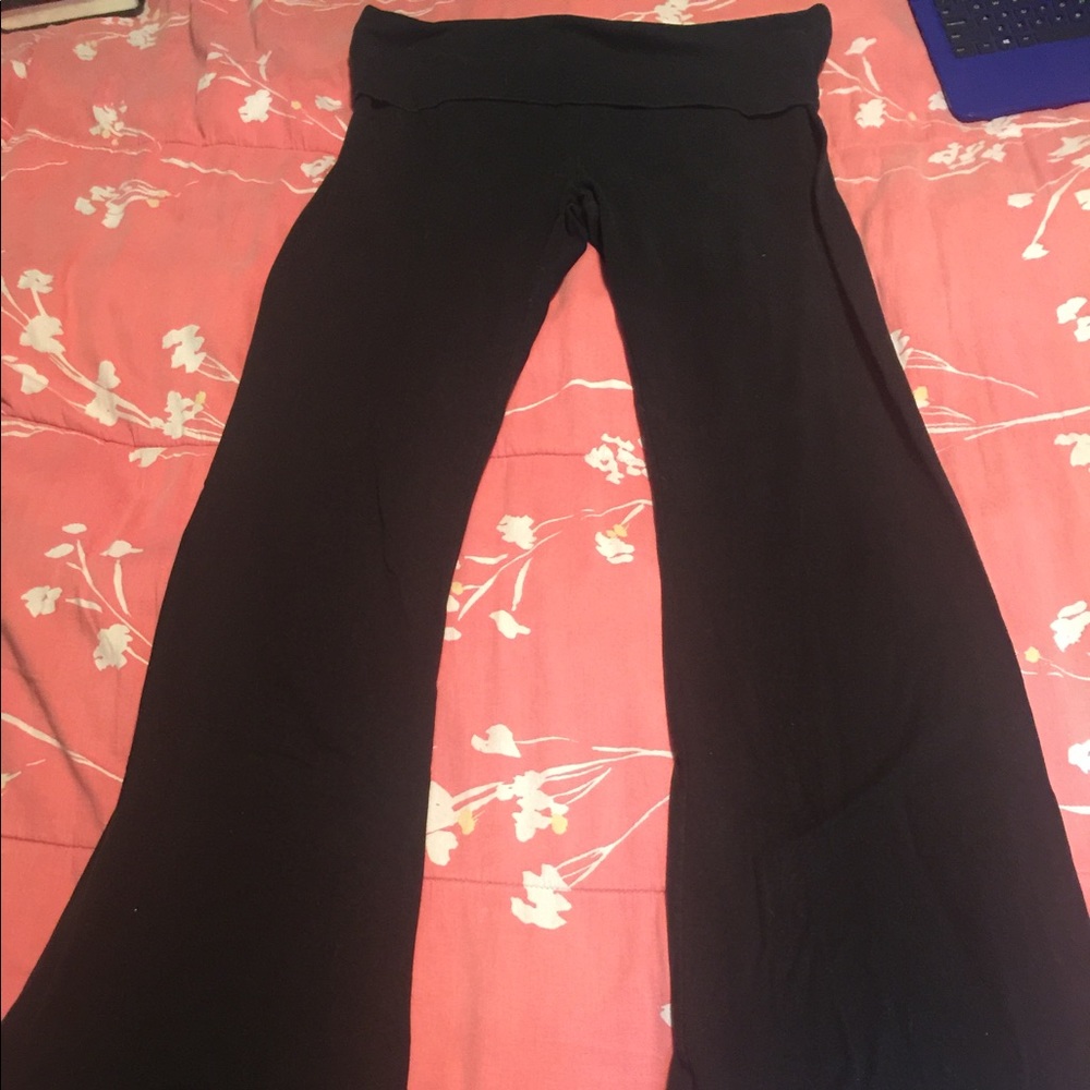 Victoria secret pink boot leg yoga pants