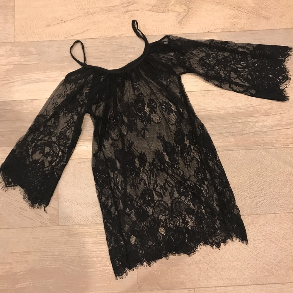 Lace Cold Shoulder Tunic Dress - Picture 5 of 6