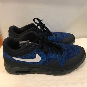 Women's Nike Tennis Shoes Size 10