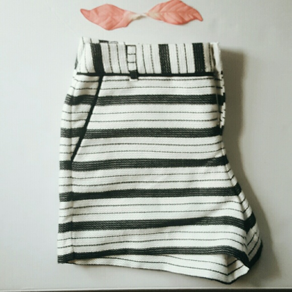 Elle Pants - |ELLE| striped short