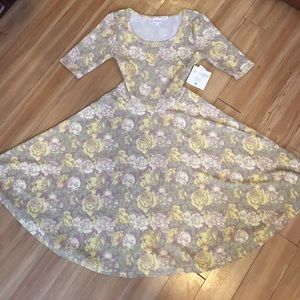 LuLaRoe floral Nicole