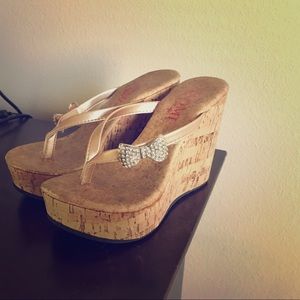 Size 5 Naomi wedges