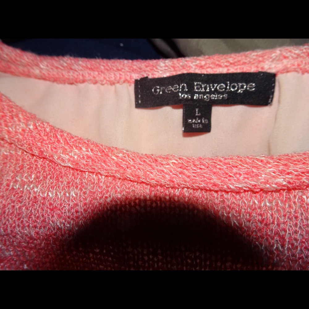 Pink and white double layered blouse. Size large - Picture 6 of 7