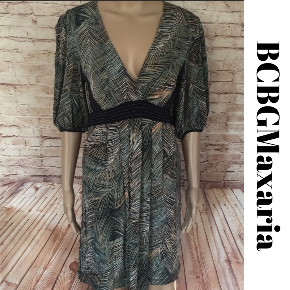 • BCBGMAXAZRIA • Feather Print Dress Size Small