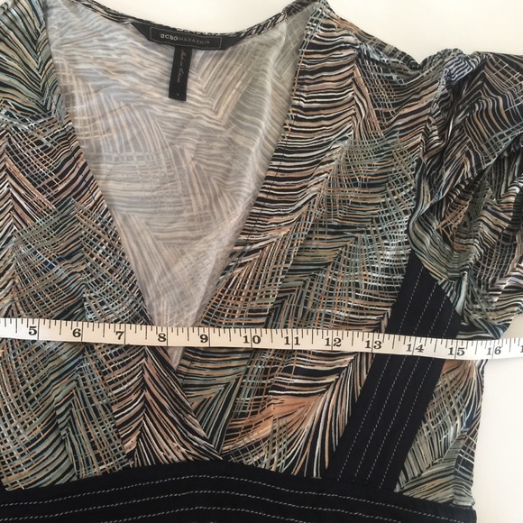 • BCBGMAXAZRIA • Feather Print Dress Size Small - Picture 7 of 7
