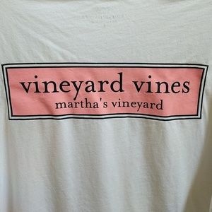 Vineyard Vines tee