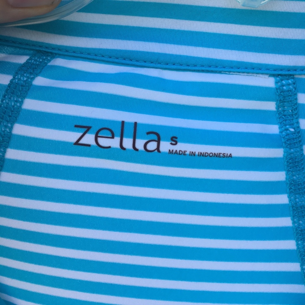 Zella pull over - Picture 3 of 4