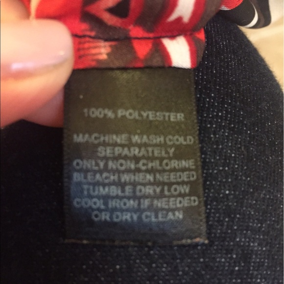 White House Black Market Top - Picture 3 of 4