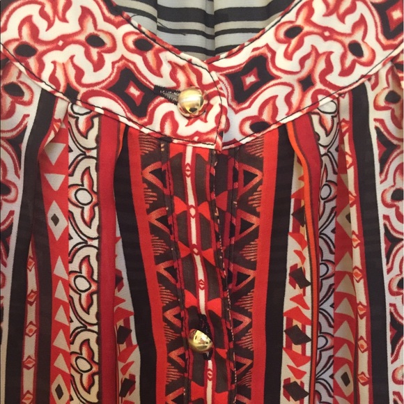 White House Black Market Top - Picture 4 of 4