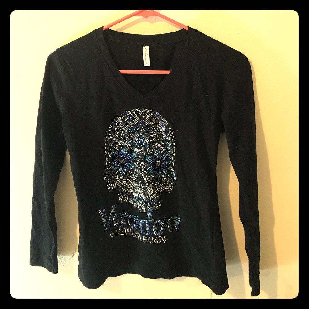 Long sleeved black cotton shirt