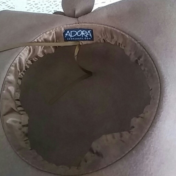 Hat - Picture 3 of 3