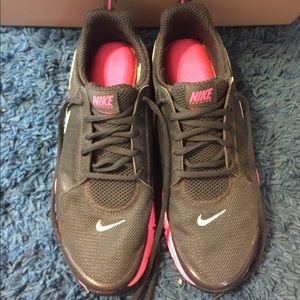Nike training In season TR Memory foam size 10