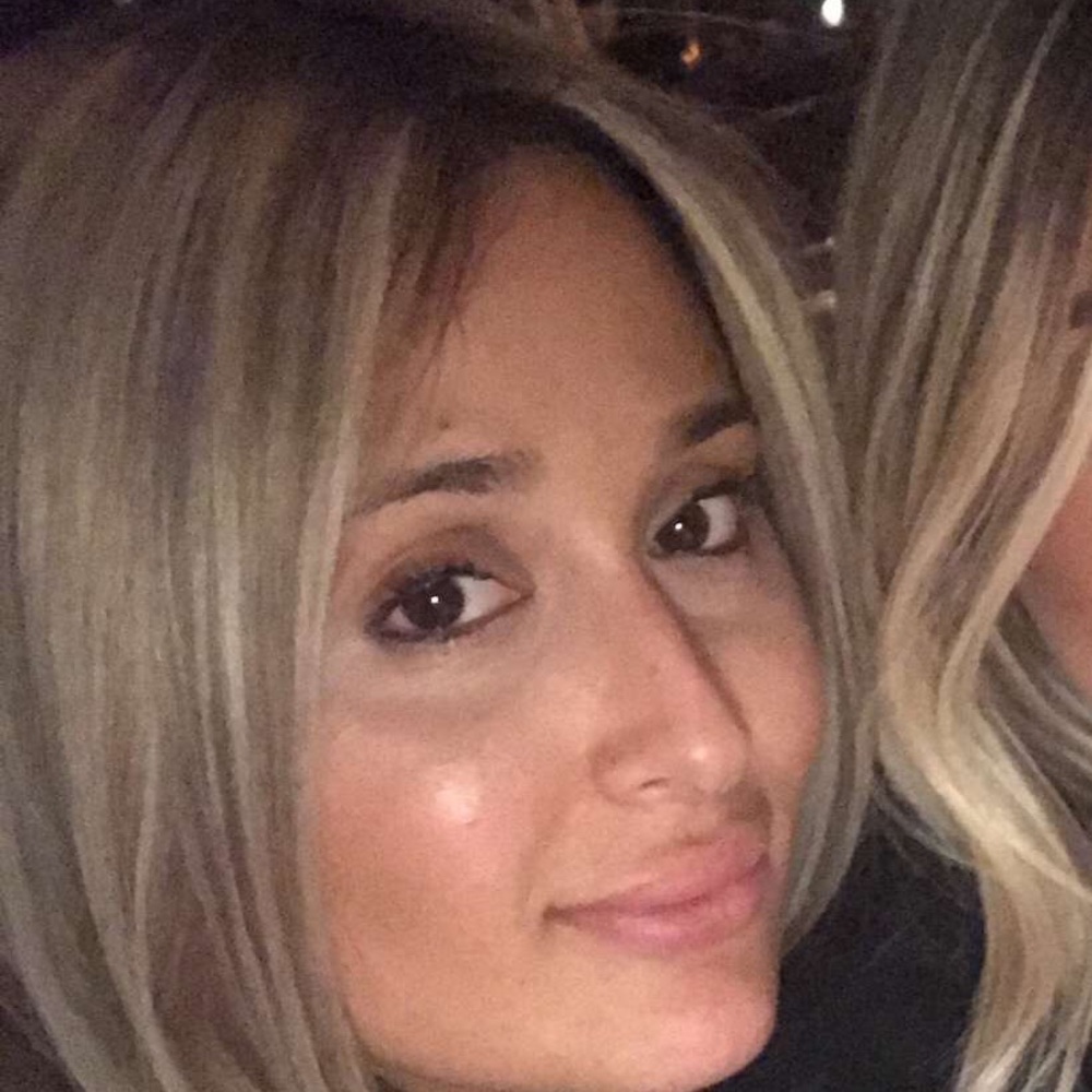 Meet your Posher, Farrah