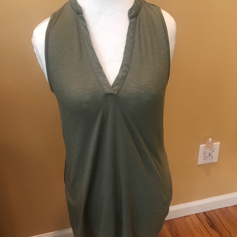 Khaki green hi lo sleeveless v-neck tshirt