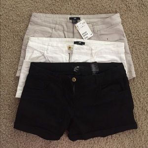 3 pairs of H&M shorts.