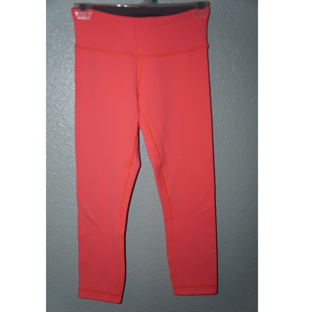 Lululemon cropped reversible leggings