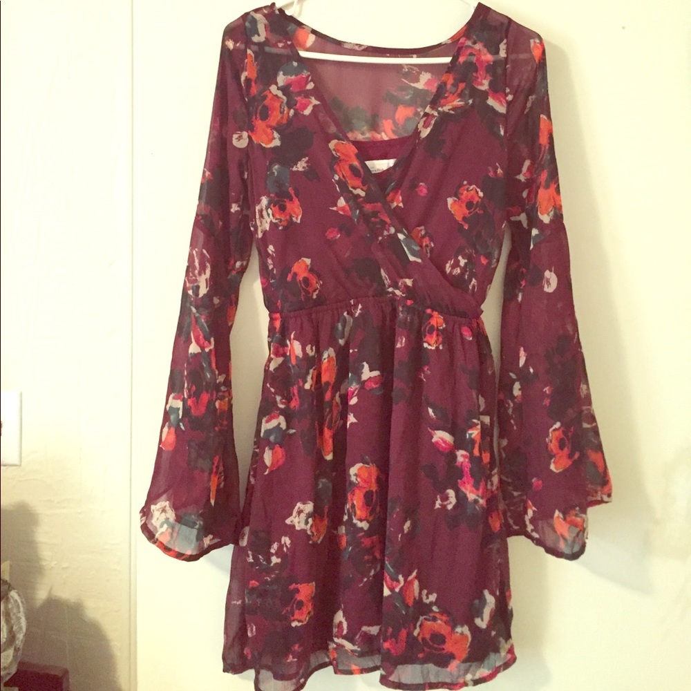 A&F Beautiful floral dress!