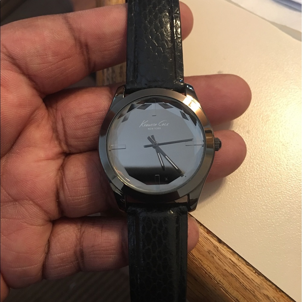 Kenneth. Cole watch