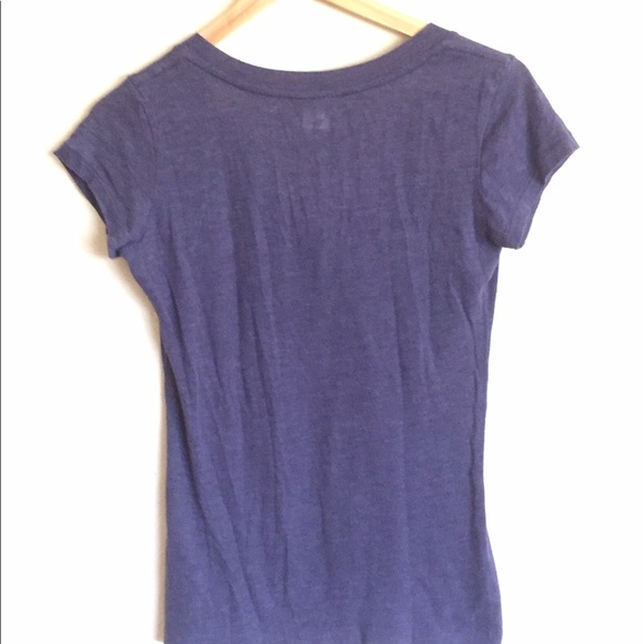 🚫Sold🚫Basic V-neck Tee - Picture 3 of 3