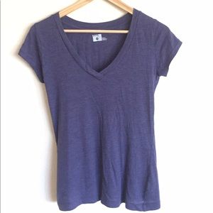 🚫Sold🚫Basic V-neck Tee