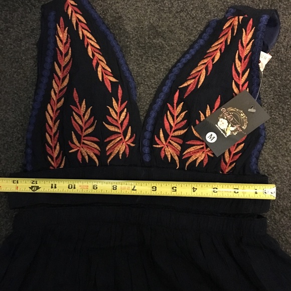 Navy halter blouse - Picture 2 of 5