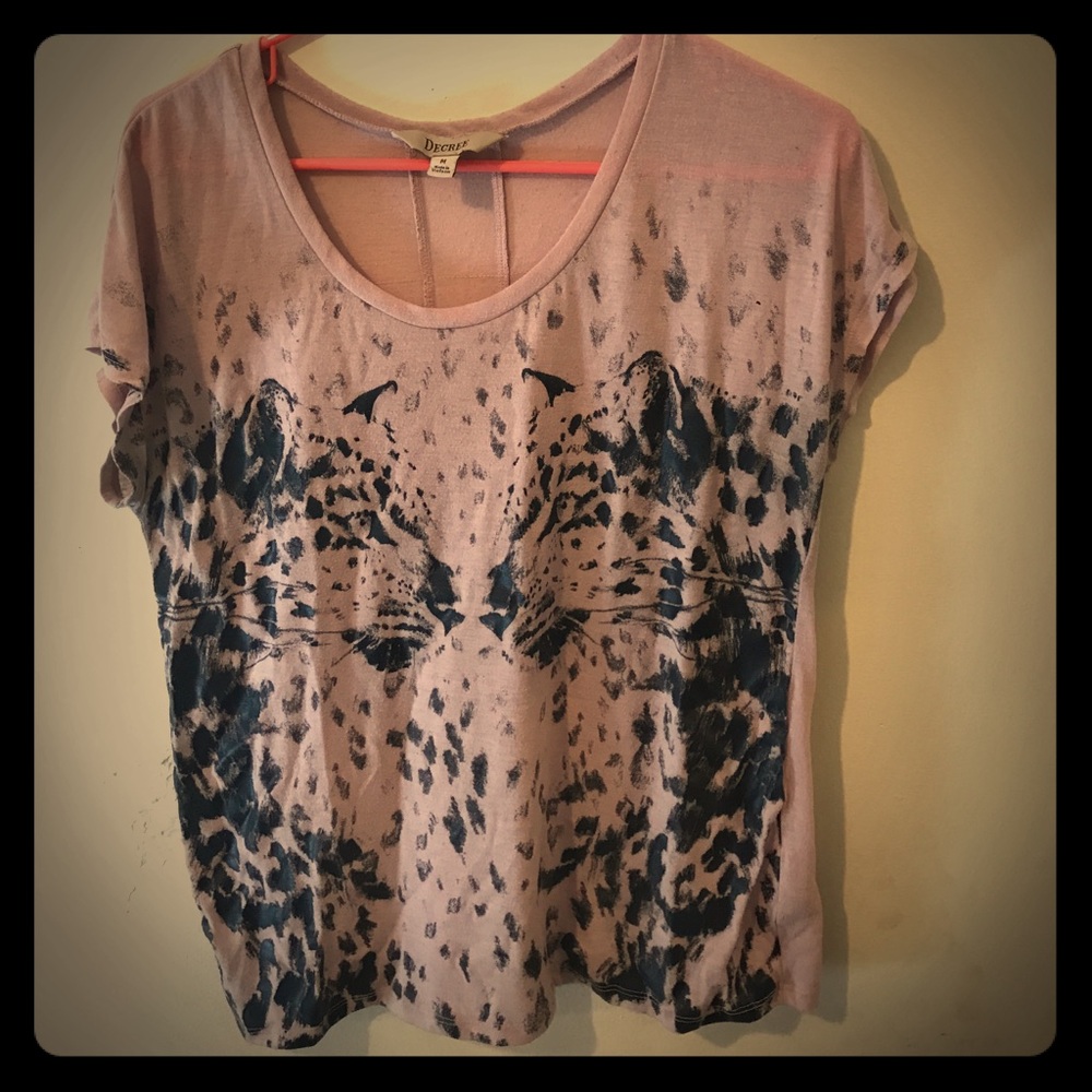 Pink t-shirt
