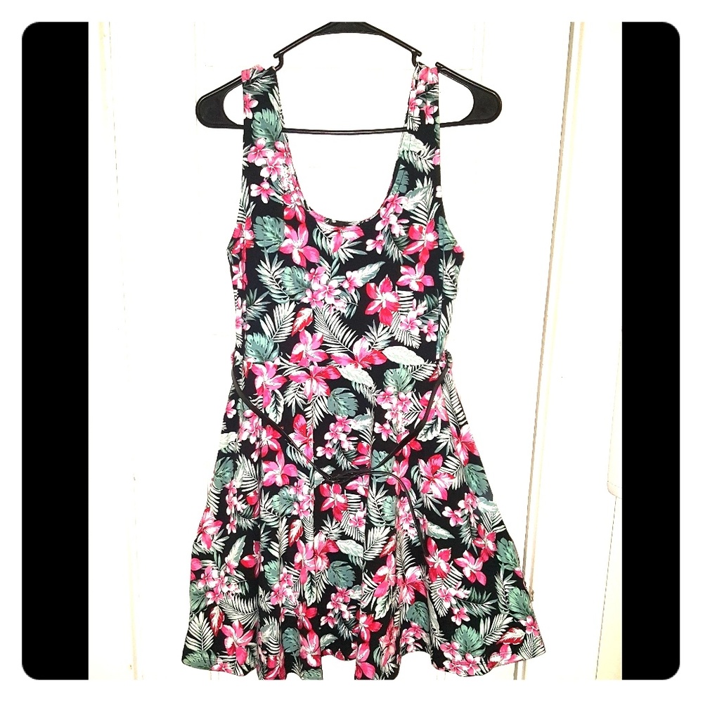 Forever21 skater floral dress