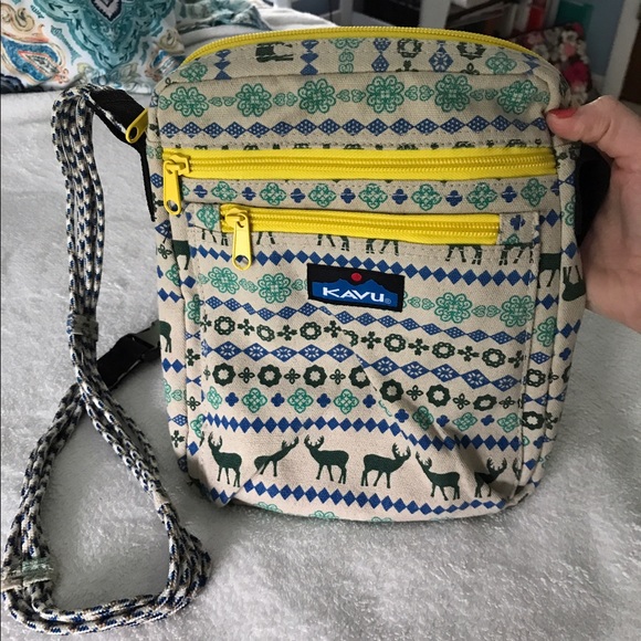 kavu zippit crossbody bag