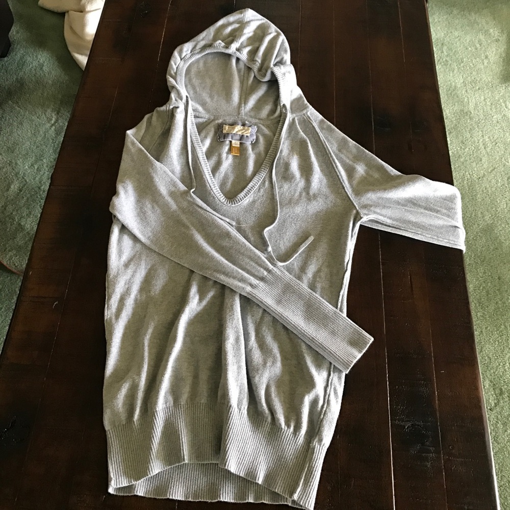 Hooded sweater