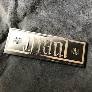 Kat Von D metal matte palette. Used!