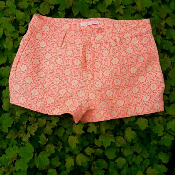 Anthropologie Pants - Who wears anthropologie short shorts?