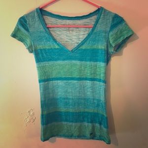 V-neck T-shirt