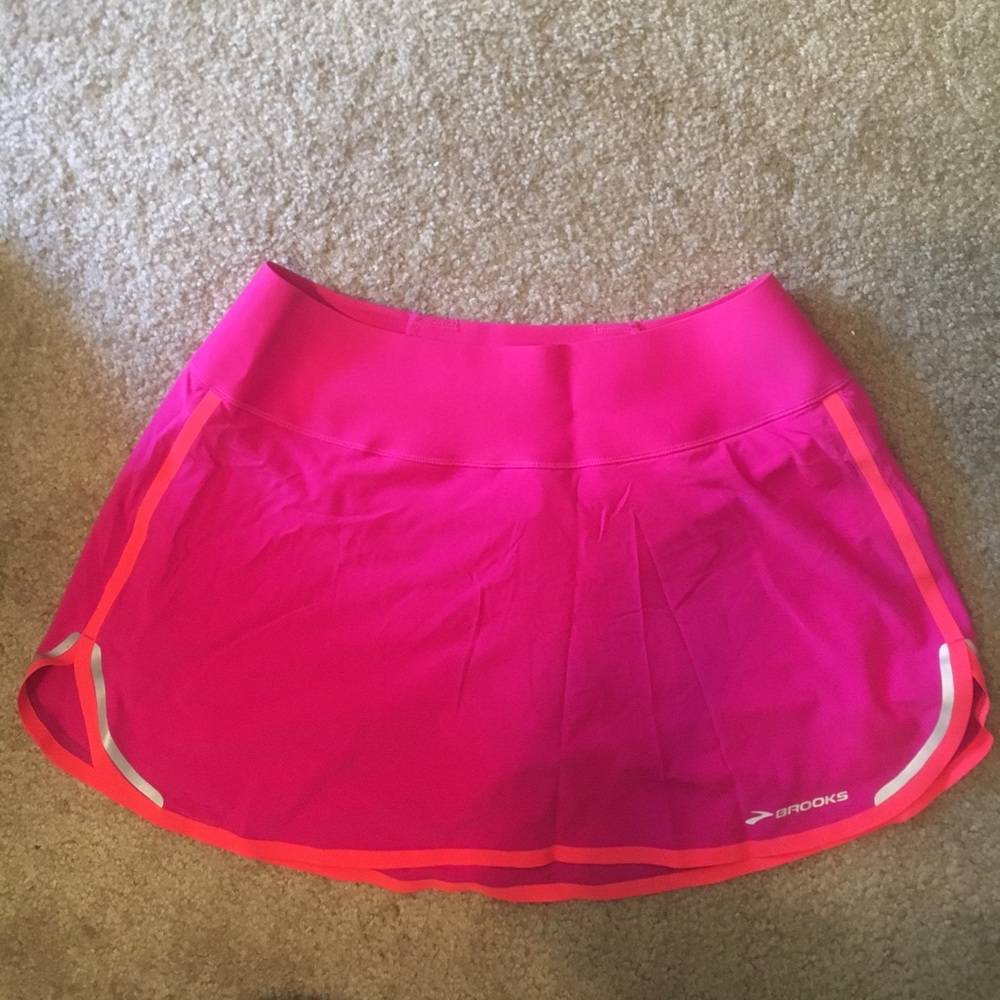 Brooks Infiniti Running Skort Pink
