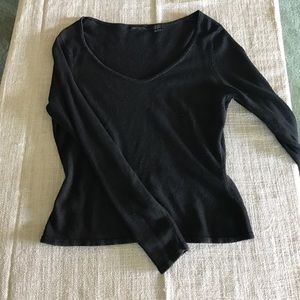 V neck sweater
