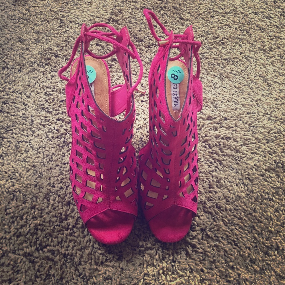 Sandal heels