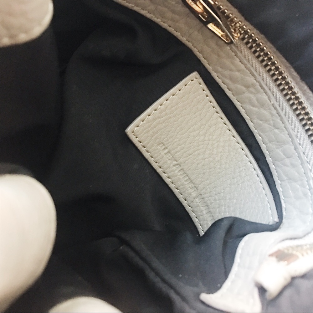 Alexander Wang Small Diego Bag (Light Grey/gold) - Picture 4 of 7