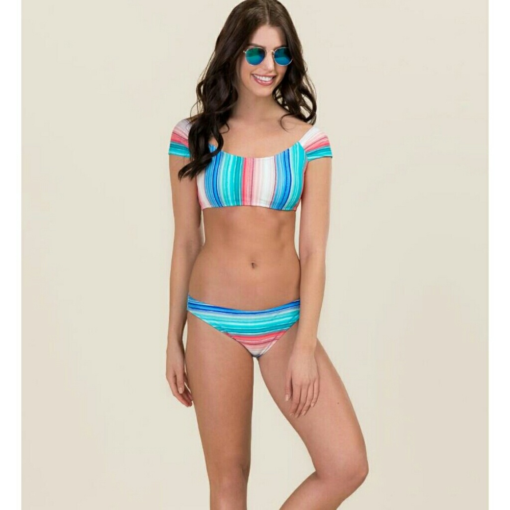 NWT francescas cap sleeve bikini