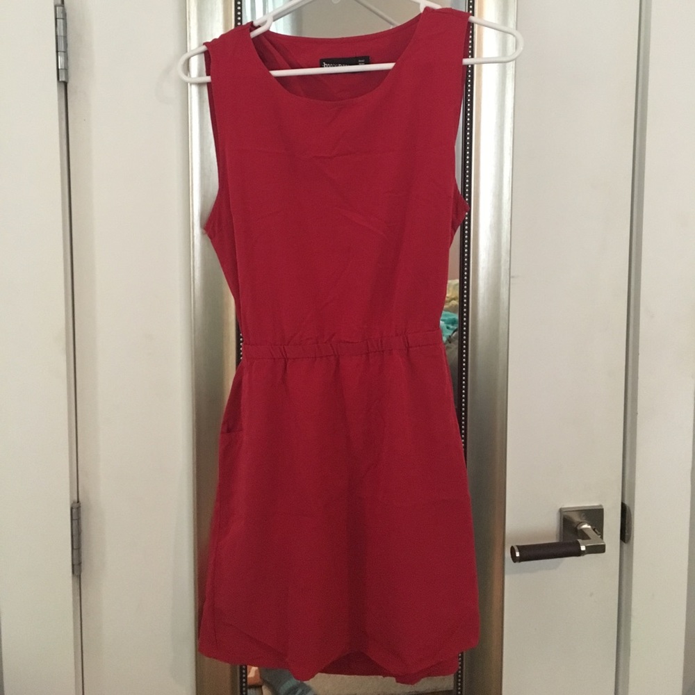 Perfect red dress - casual or dress it up!