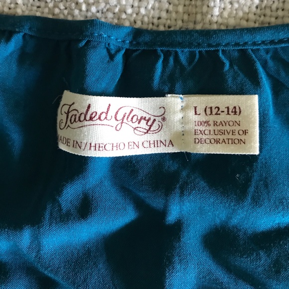 Button down blouse - Picture 3 of 3