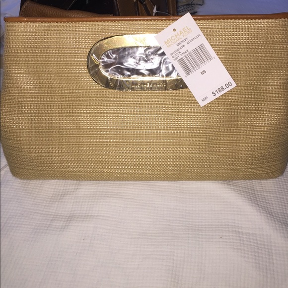 Straw clutch - Picture 1 of 1