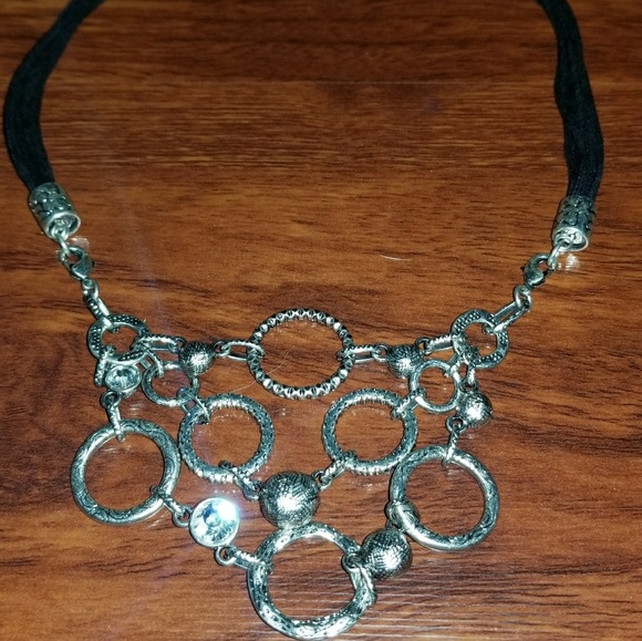 Premier Designs "Triplet" Necklace - Picture 3 of 6