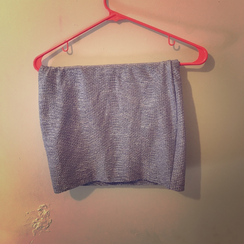 Holographic skirt