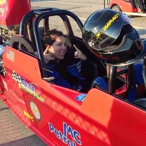 Meet your Posher, Danielle