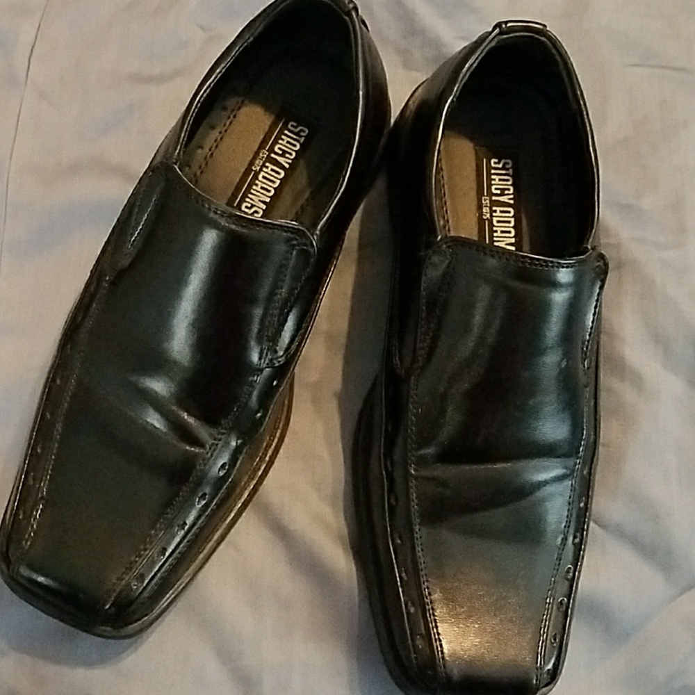 Kids dress shoes