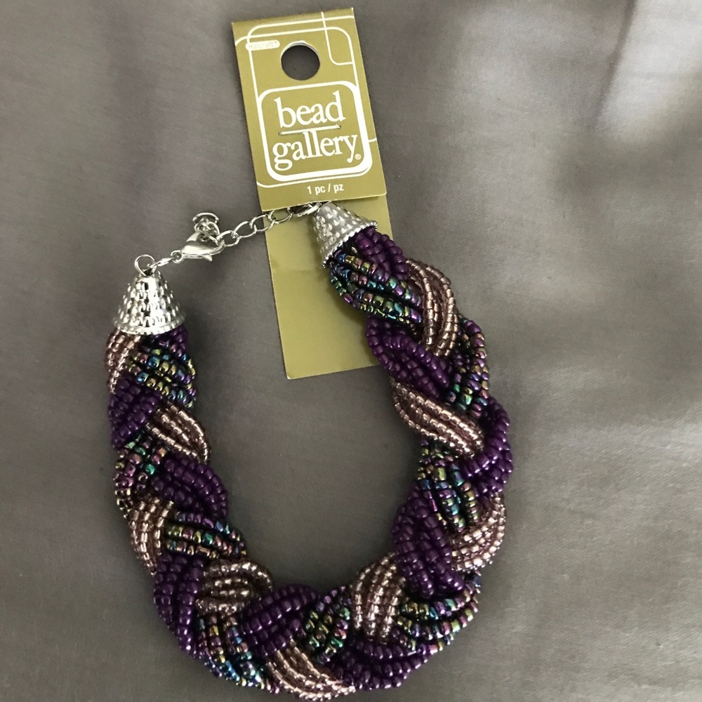 Very pretty new Bead bracelet